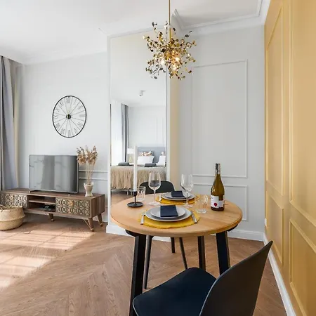 Apartment 44