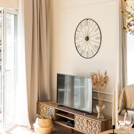 Apartamento 44 *